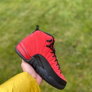 Jordan Retro 12 Reverse Flu Game